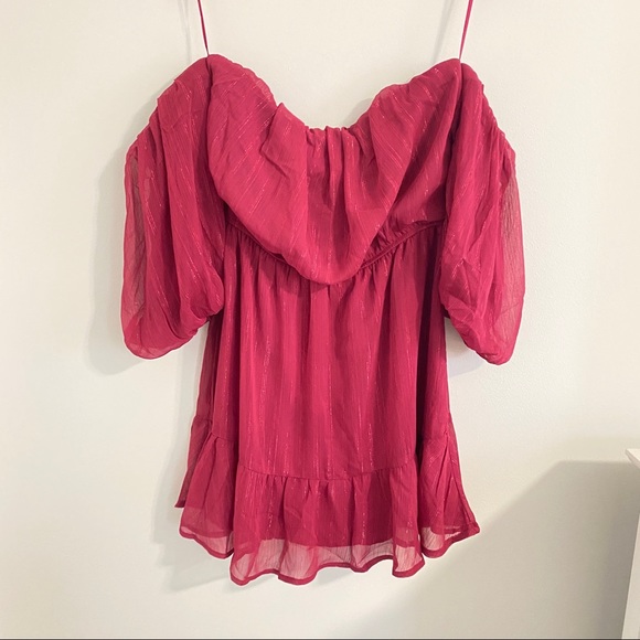 NWT Francesca’s mi ami Cold Shoulder Pink Dress - Picture 2 of 9